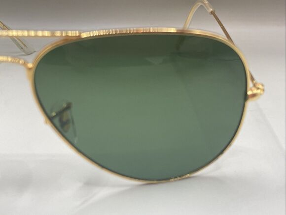 Ray Ban Aviator Pilot Sunglasses Metal Gold Frame Green Lens RB3026 62-14-138 UV